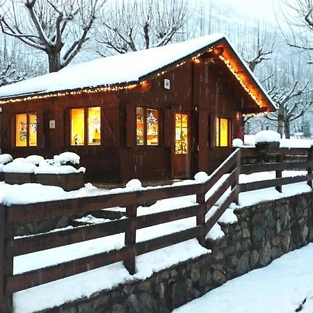 Bungalows Nou Camping La Guingueta D'Aneu Bagian luar foto