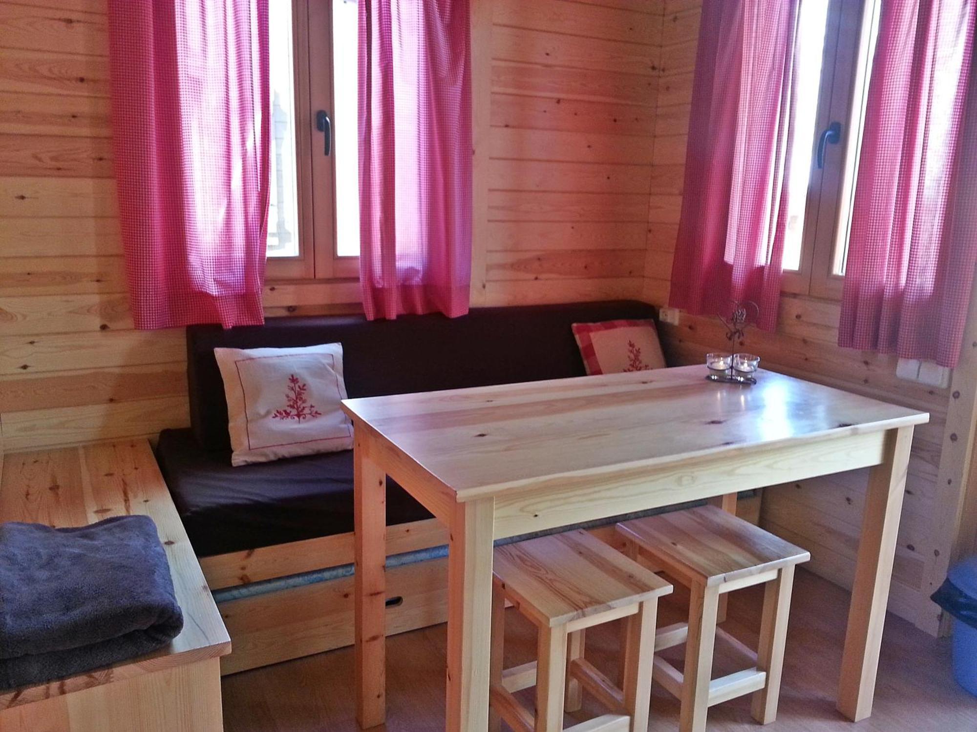 Bungalows Nou Camping La Guingueta D'Aneu Bagian luar foto