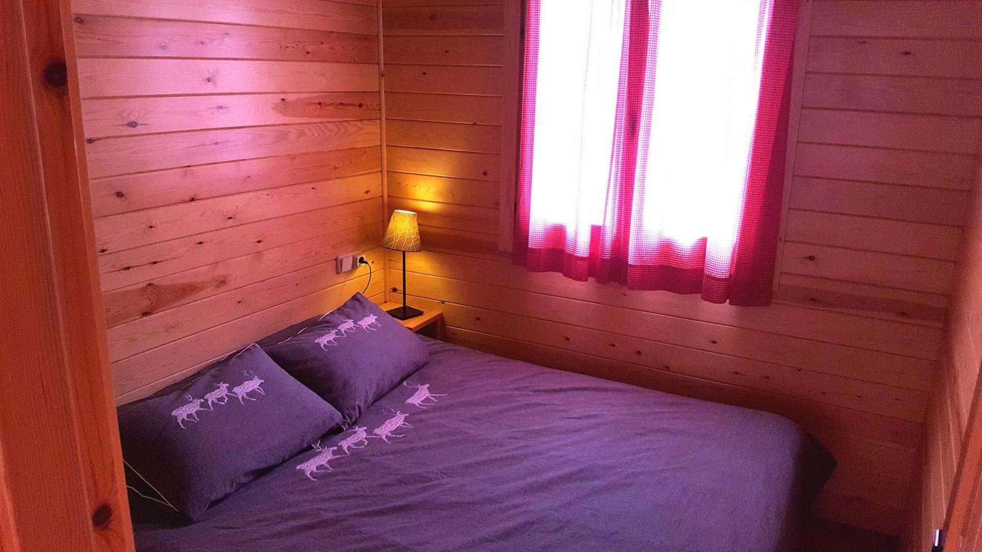 Bungalows Nou Camping La Guingueta D'Aneu Bagian luar foto