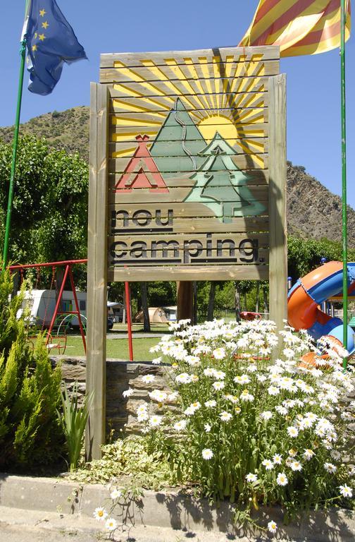 Bungalows Nou Camping La Guingueta D'Aneu Bagian luar foto