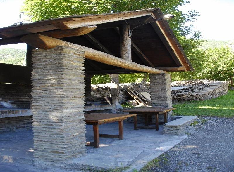Bungalows Nou Camping La Guingueta D'Aneu Bagian luar foto